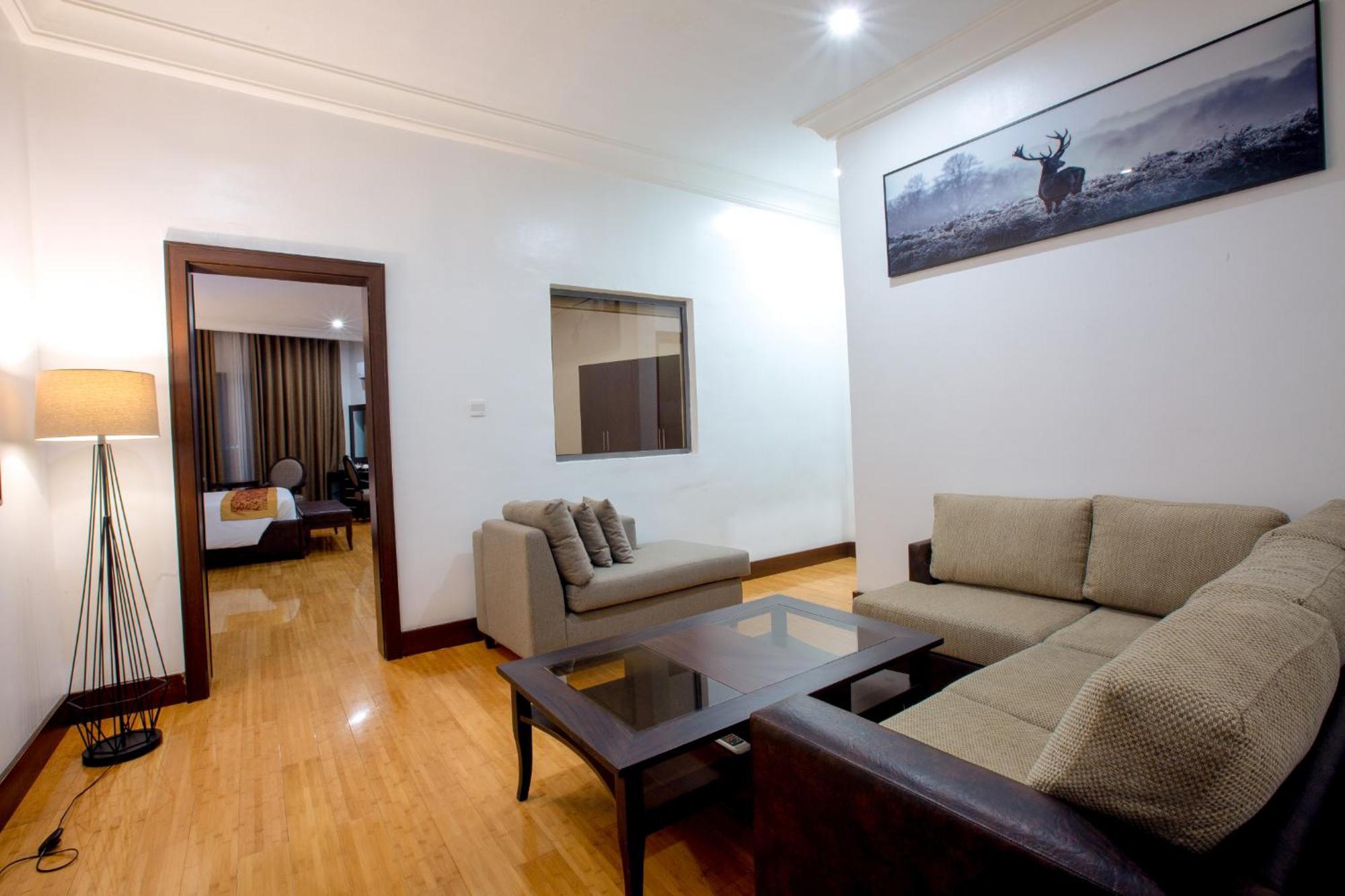 אבוג'ה Johnwood Hotel By Bolton מראה חיצוני תמונה