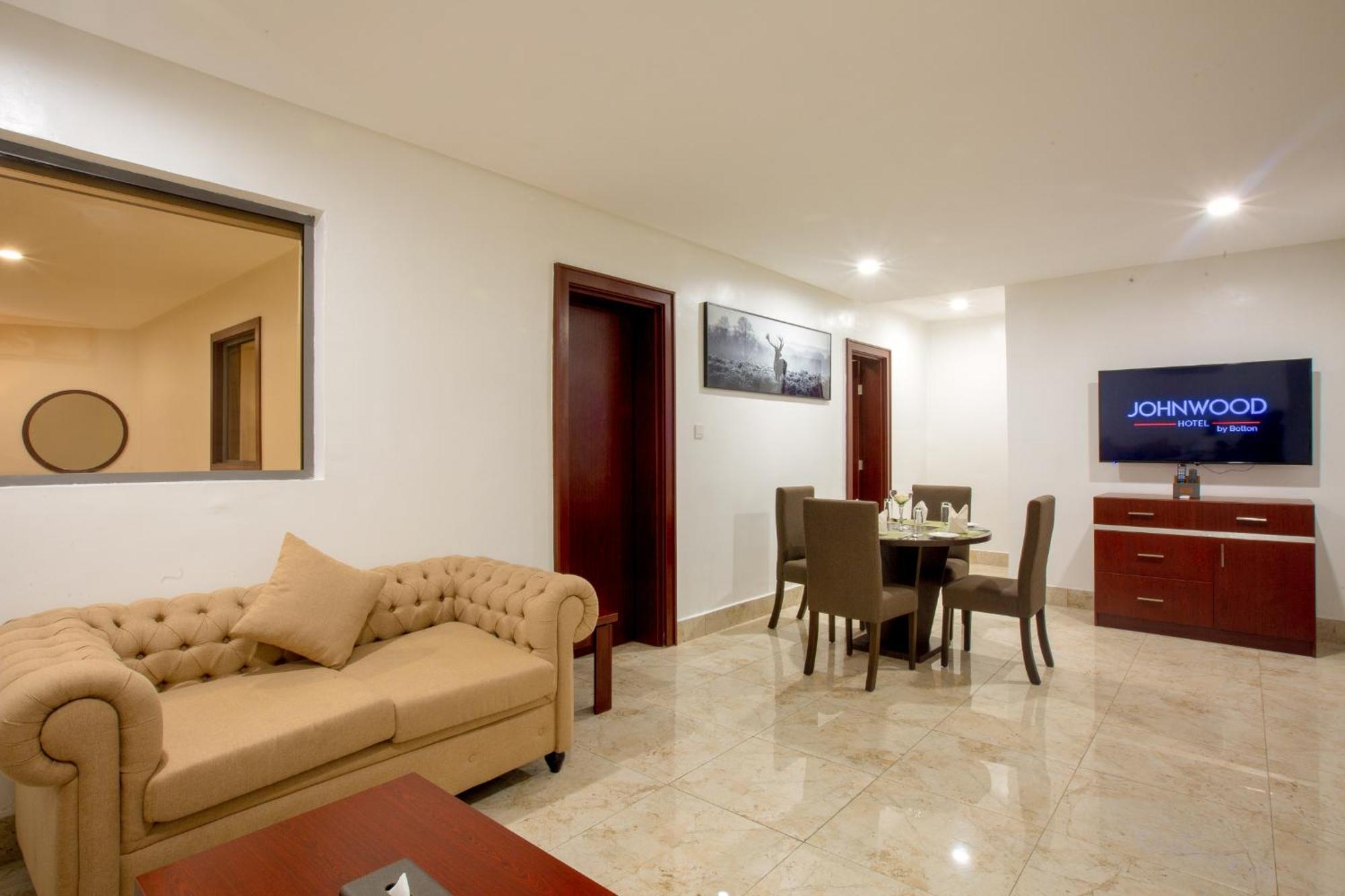אבוג'ה Johnwood Hotel By Bolton מראה חיצוני תמונה