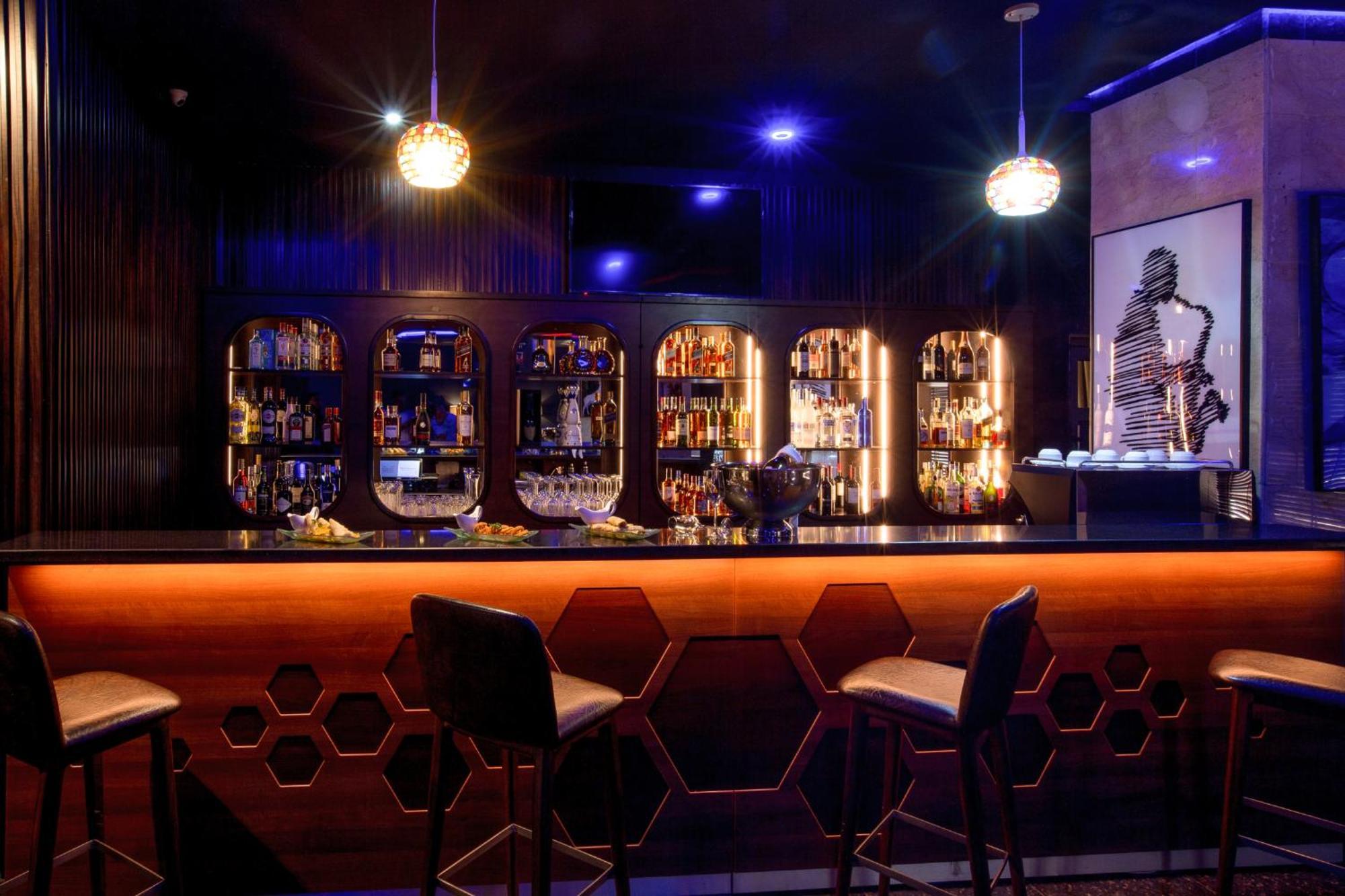 אבוג'ה Johnwood Hotel By Bolton מראה חיצוני תמונה